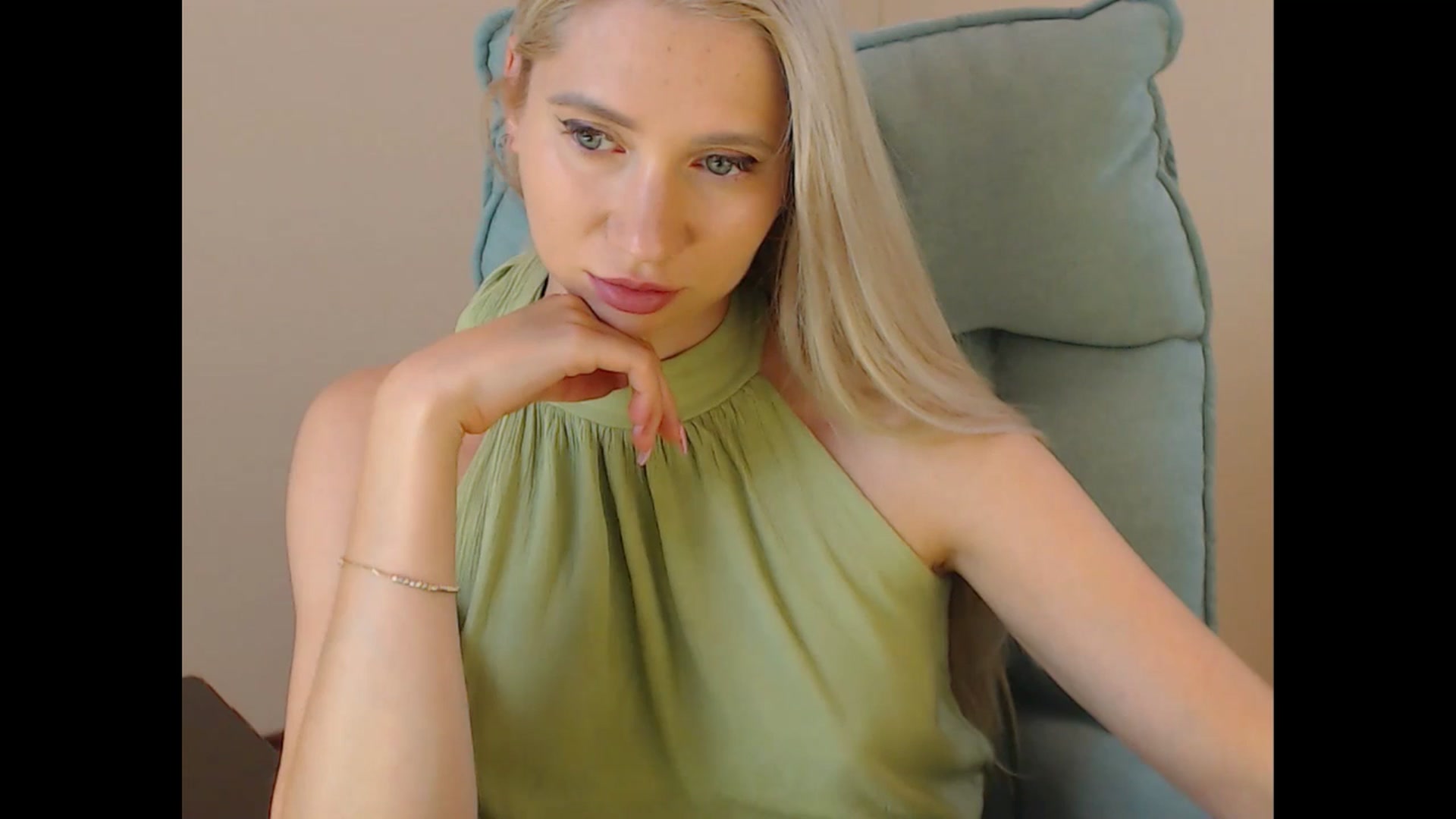 Gallery image thumbnail from Miss_Sylvia's myfreecams stream on, 07/07/2025, 20:13 image 2 of 20