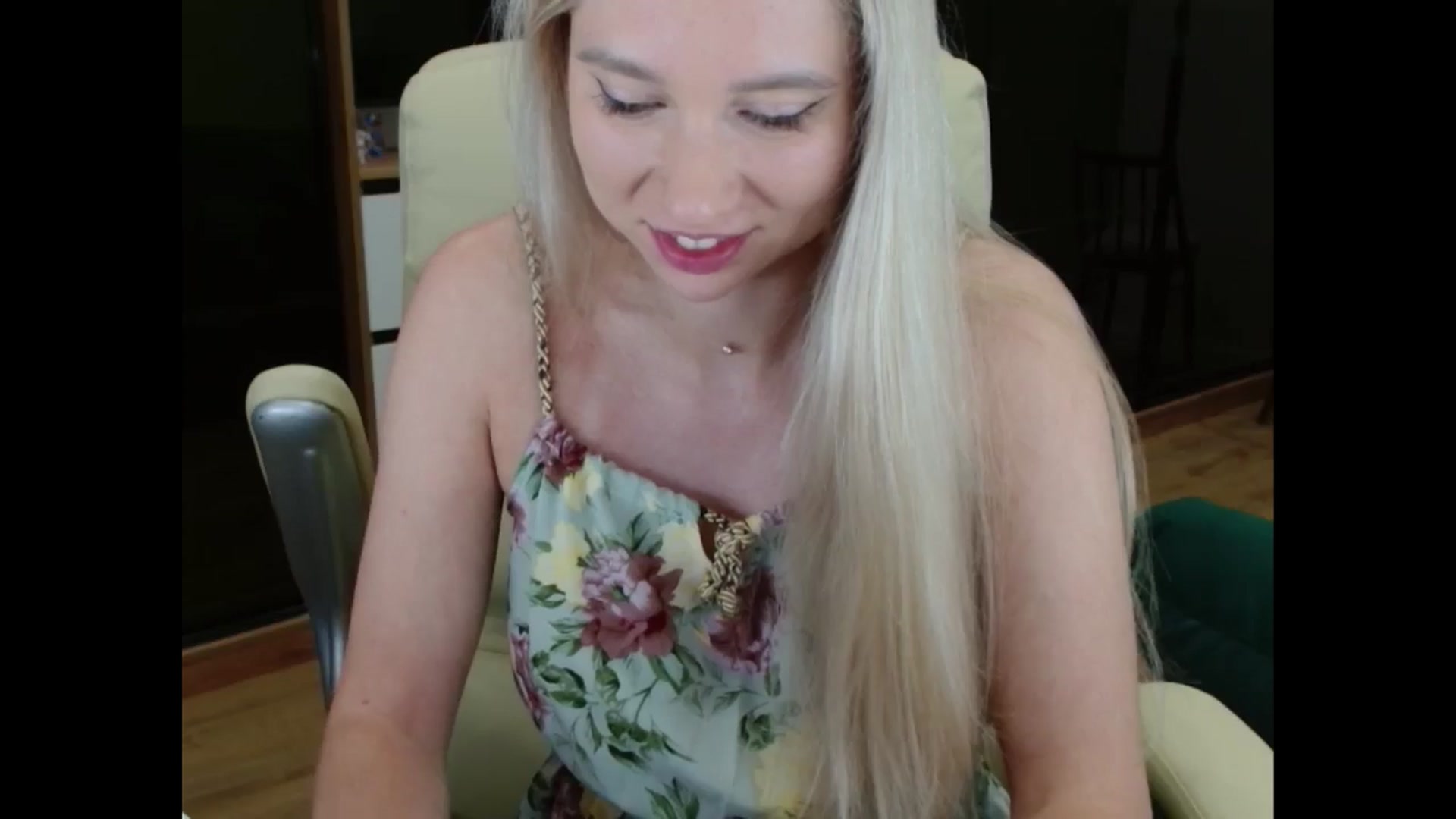 Gallery image thumbnail from Miss_Sylvia's myfreecams stream on, 07/08/2025, 20:20 image 14 of 20
