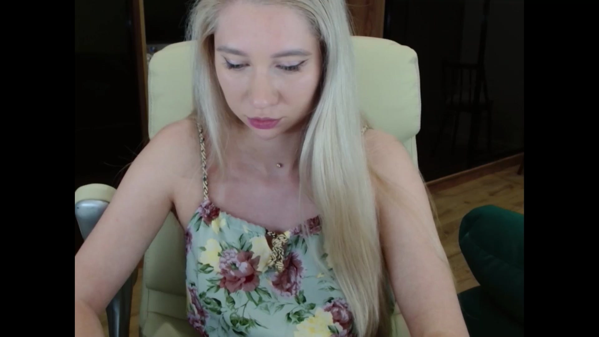 Gallery image thumbnail from Miss_Sylvia's myfreecams stream on, 07/08/2025, 20:20 image 18 of 20