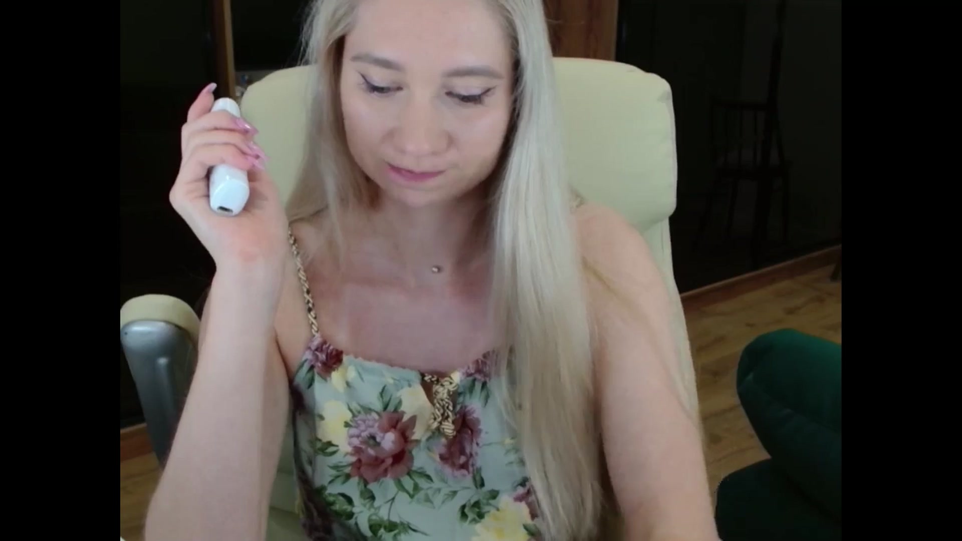 Gallery image thumbnail from Miss_Sylvia's myfreecams stream on, 07/08/2025, 20:20 image 16 of 20
