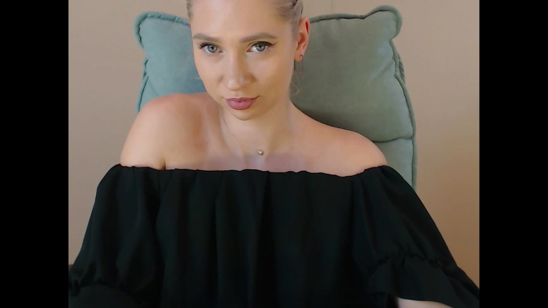 Gallery image thumbnail from Miss_Sylvia's myfreecams stream on, 07/09/2025, 19:08 image 12 of 20