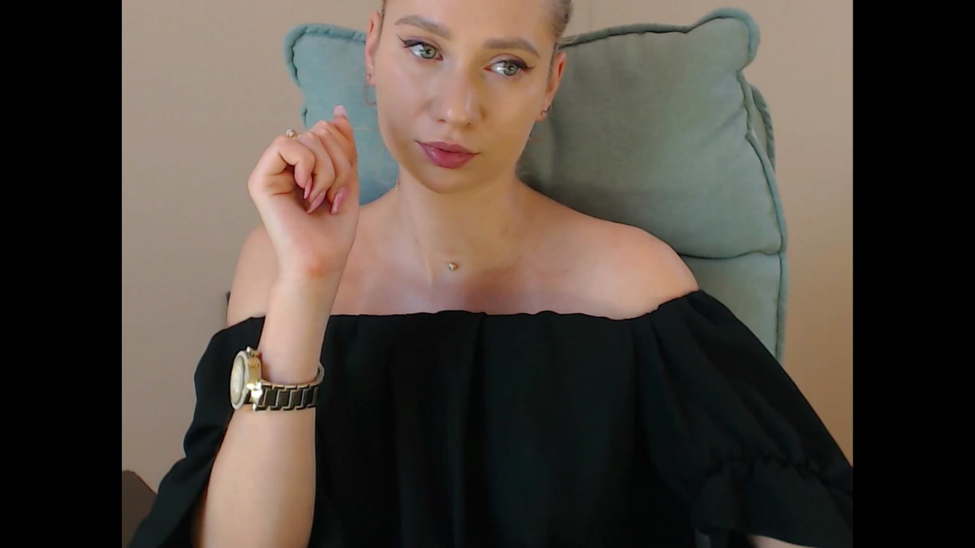 Gallery image thumbnail from Miss_Sylvia's myfreecams stream on, 07/09/2025, 19:08 image 15 of 20