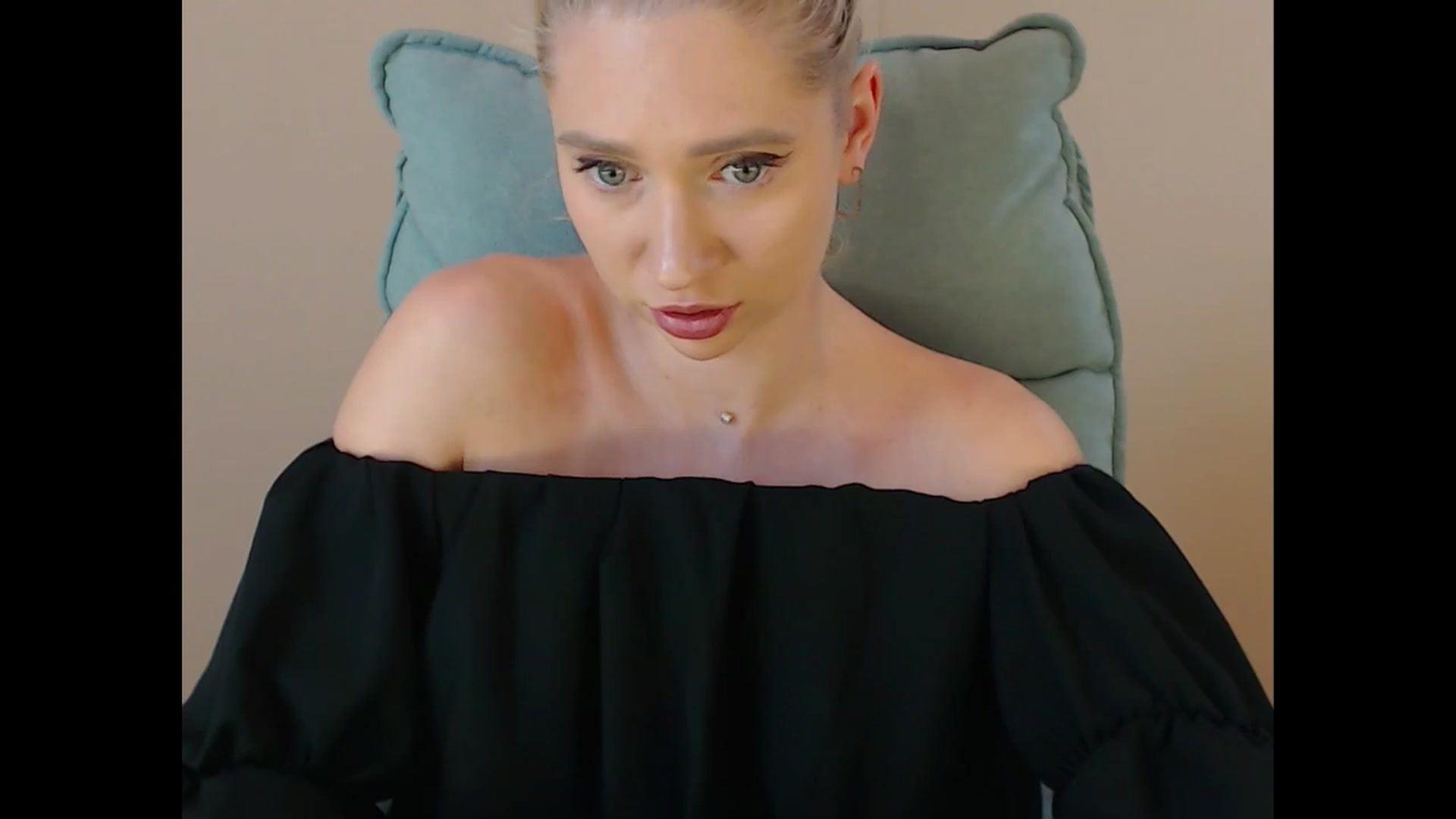 Gallery image thumbnail from Miss_Sylvia's myfreecams stream on, 07/09/2025, 19:08 image 9 of 20