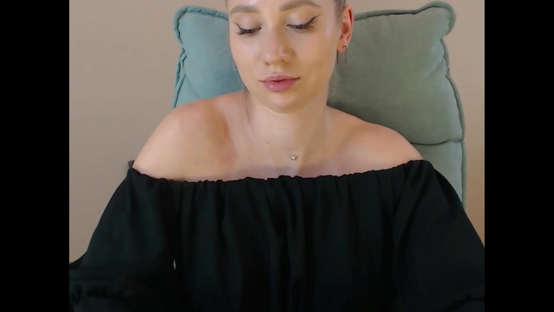 Gallery image thumbnail from Miss_Sylvia's myfreecams stream on, 07/09/2025, 20:10 image 8 of 20