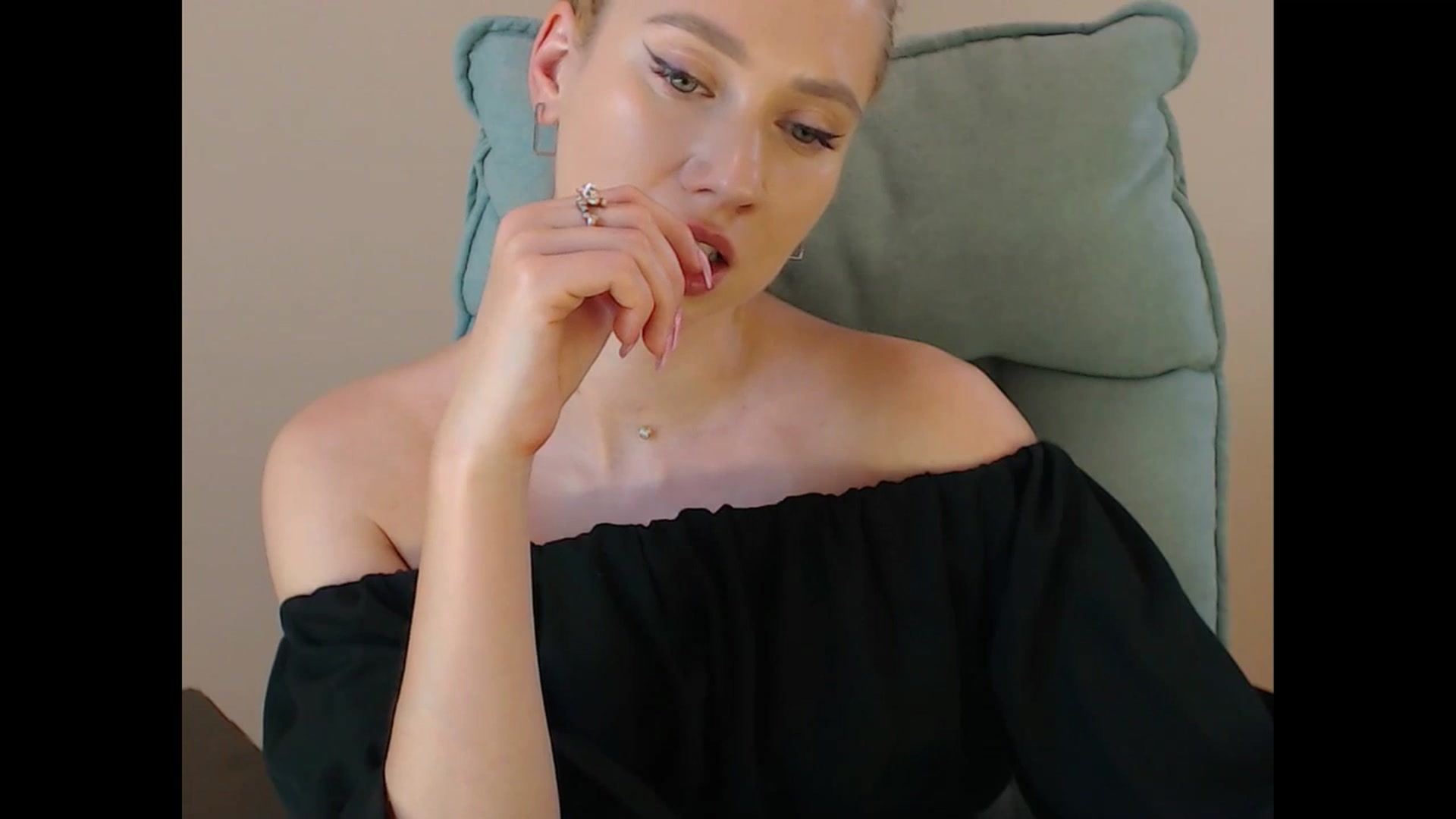 Gallery image thumbnail from Miss_Sylvia's myfreecams stream on, 07/09/2025, 20:10 image 13 of 20