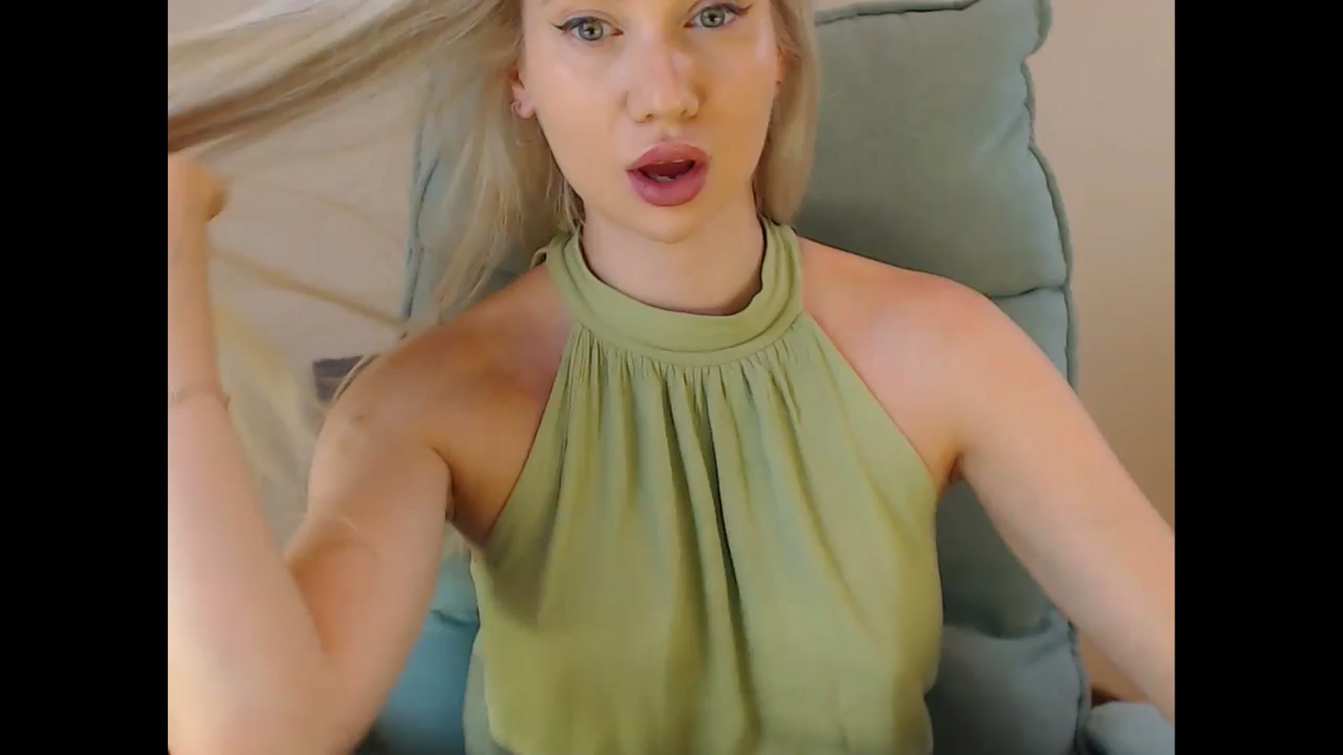 Gallery image thumbnail from Miss_Sylvia's myfreecams stream on, 07/10/2025, 15:09 image 4 of 20