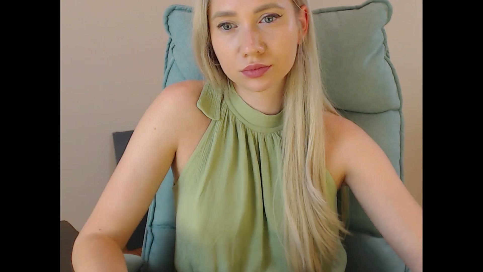 Gallery image thumbnail from Miss_Sylvia's myfreecams stream on, 07/10/2025, 17:09 image 10 of 20