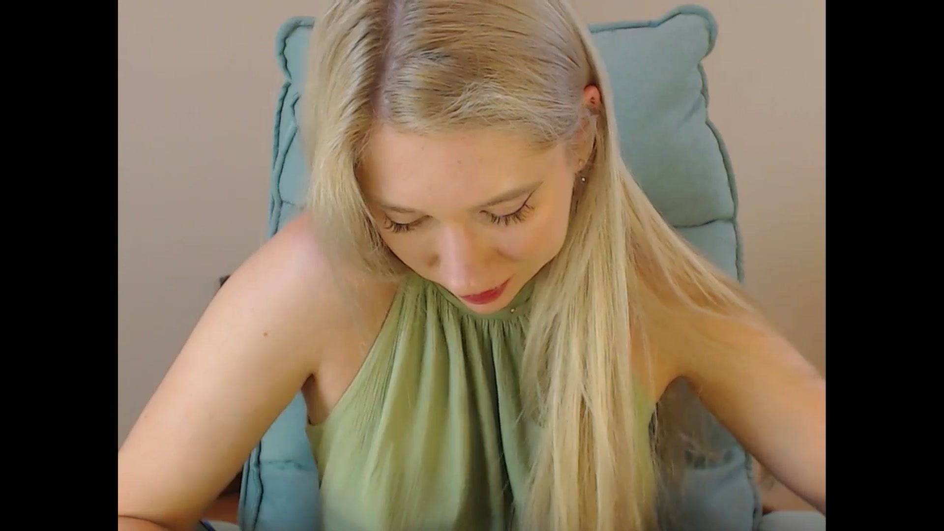 Gallery image thumbnail from Miss_Sylvia's myfreecams stream on, 07/10/2025, 18:00 image 9 of 20