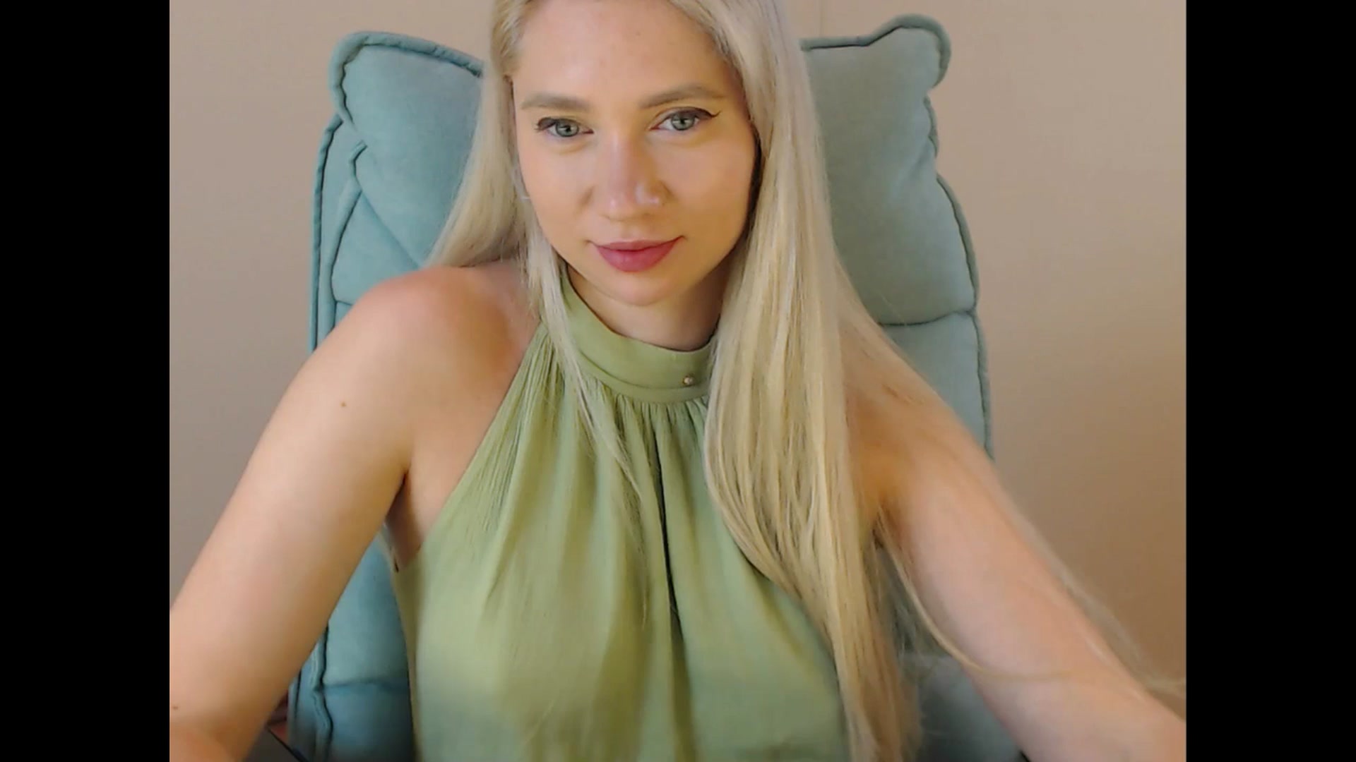 Gallery image thumbnail from Miss_Sylvia's myfreecams stream on, 07/10/2025, 18:00 image 11 of 20