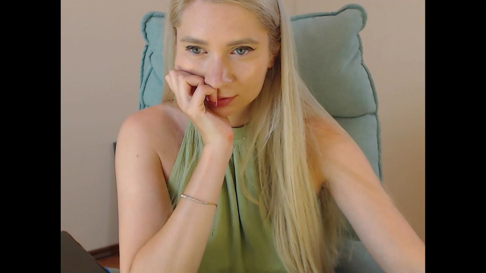 Gallery image thumbnail from Miss_Sylvia's myfreecams stream on, 07/10/2025, 18:00 image 10 of 20