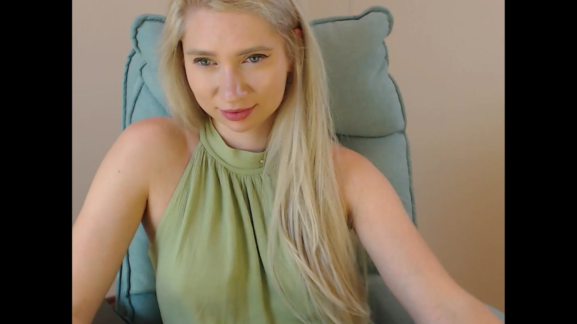 Gallery image thumbnail from Miss_Sylvia's myfreecams stream on, 07/10/2025, 18:00 image 18 of 20