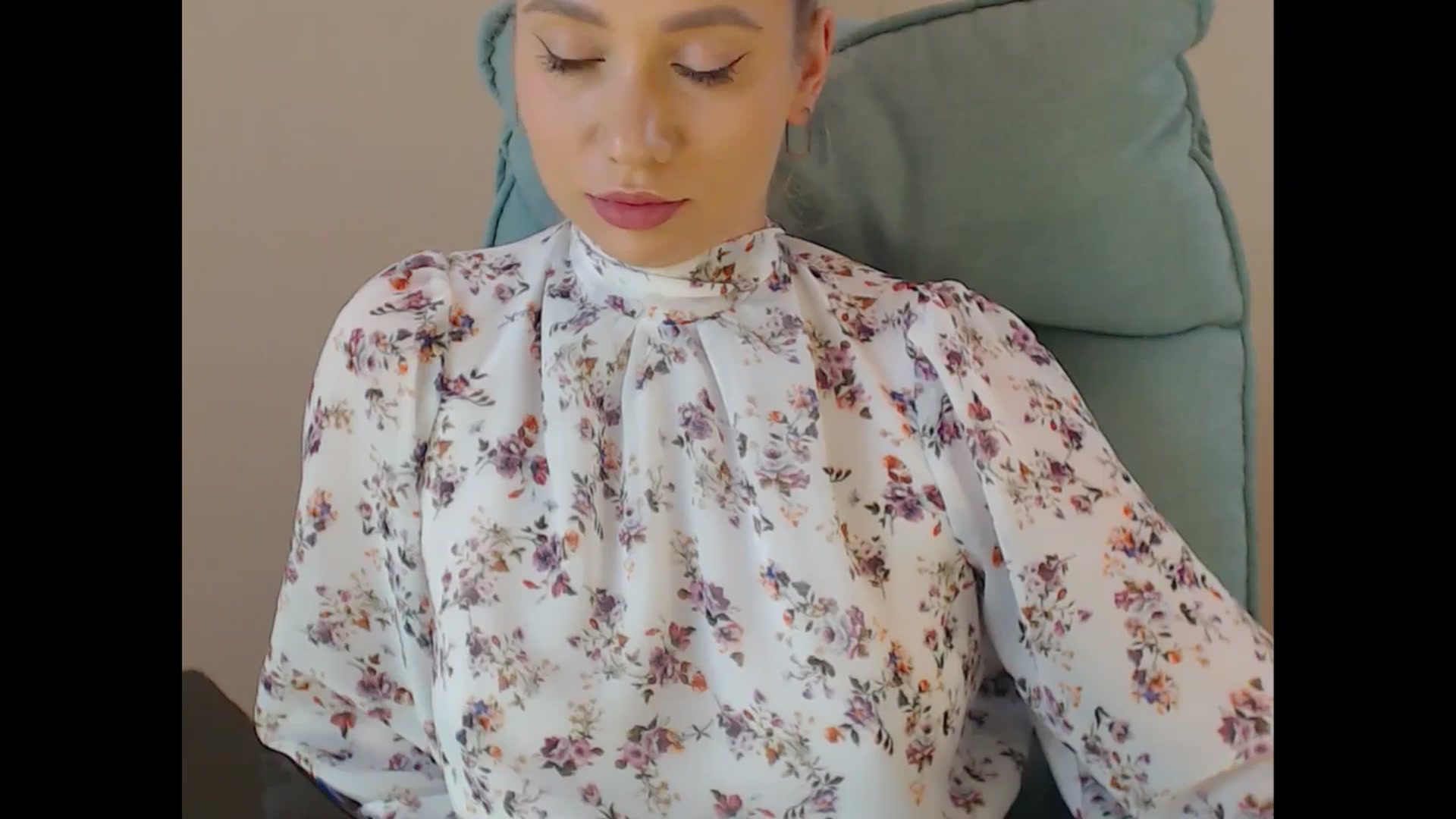 Gallery image thumbnail from Miss_Sylvia's myfreecams stream on, 07/11/2025, 17:02 image 18 of 20