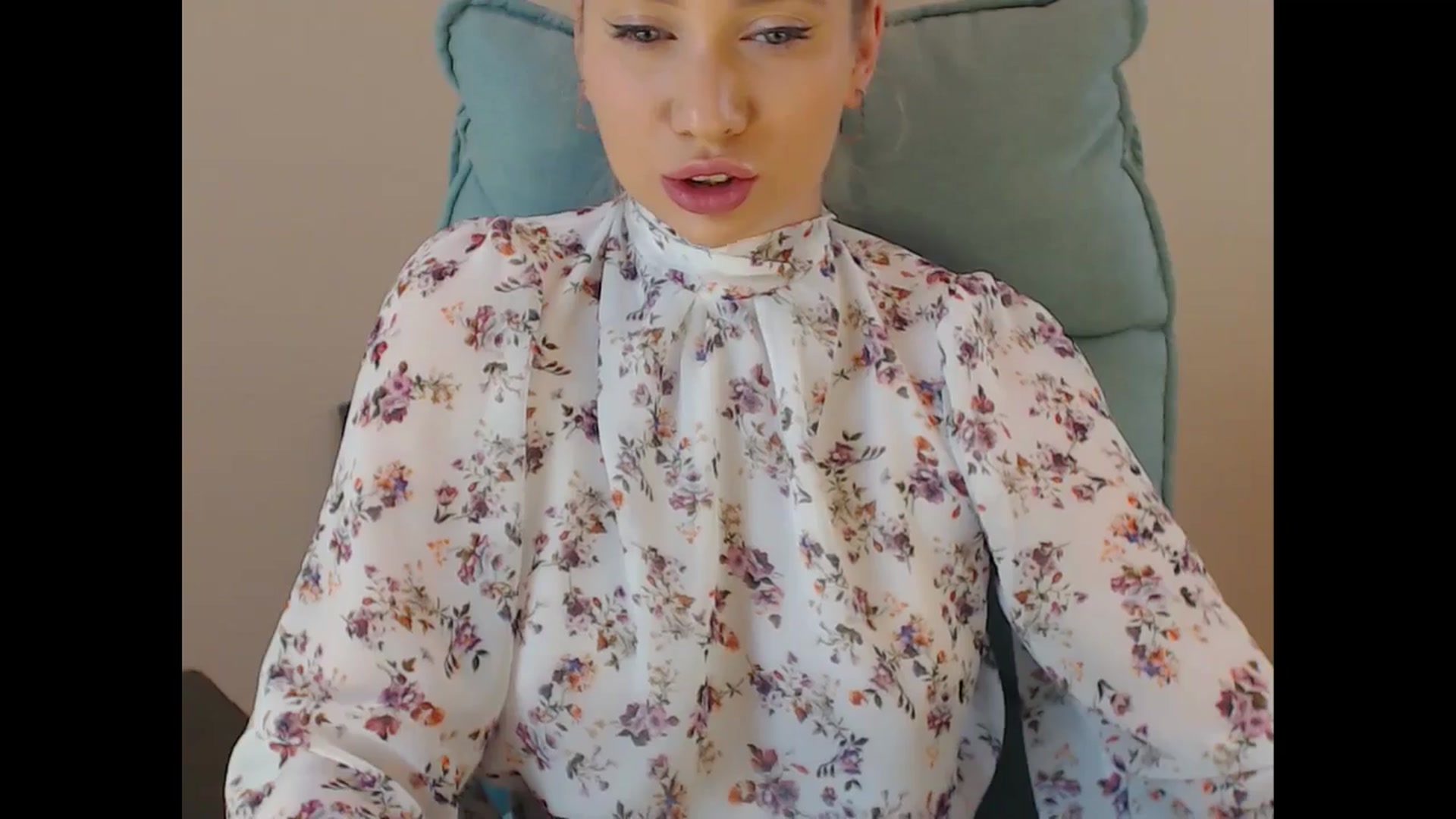 Gallery image thumbnail from Miss_Sylvia's myfreecams stream on, 07/11/2025, 17:02 image 10 of 20