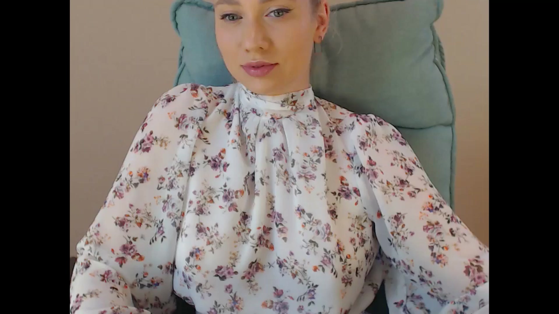 Gallery image thumbnail from Miss_Sylvia's myfreecams stream on, 07/11/2025, 17:02 image 2 of 20