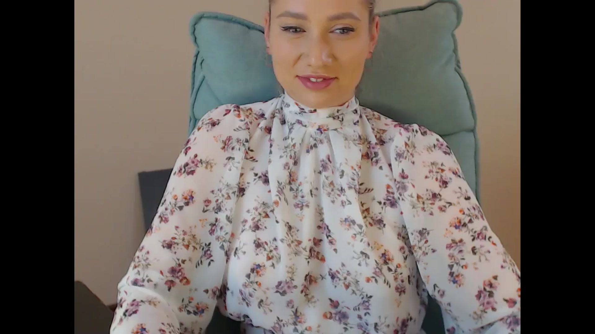 Gallery image thumbnail from Miss_Sylvia's myfreecams stream on, 07/11/2025, 17:39 image 20 of 20