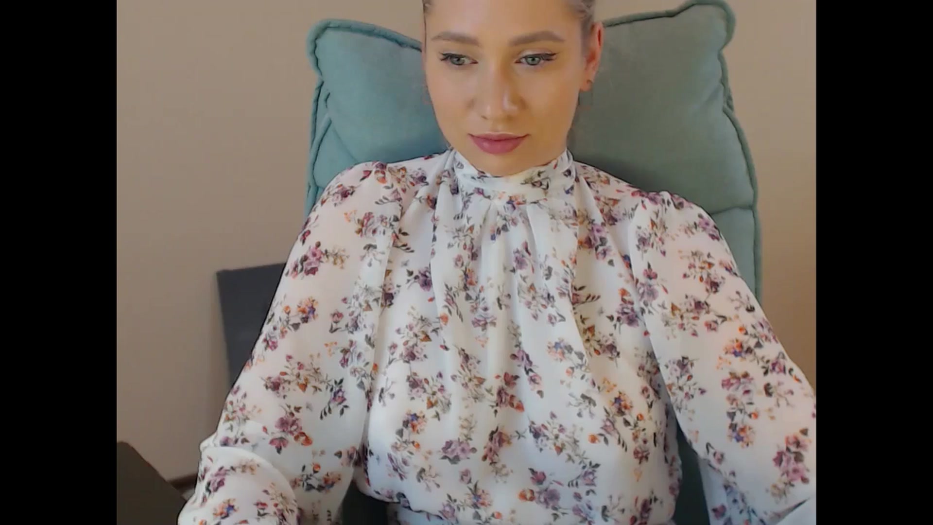 Gallery image thumbnail from Miss_Sylvia's myfreecams stream on, 07/11/2025, 17:39 image 13 of 20