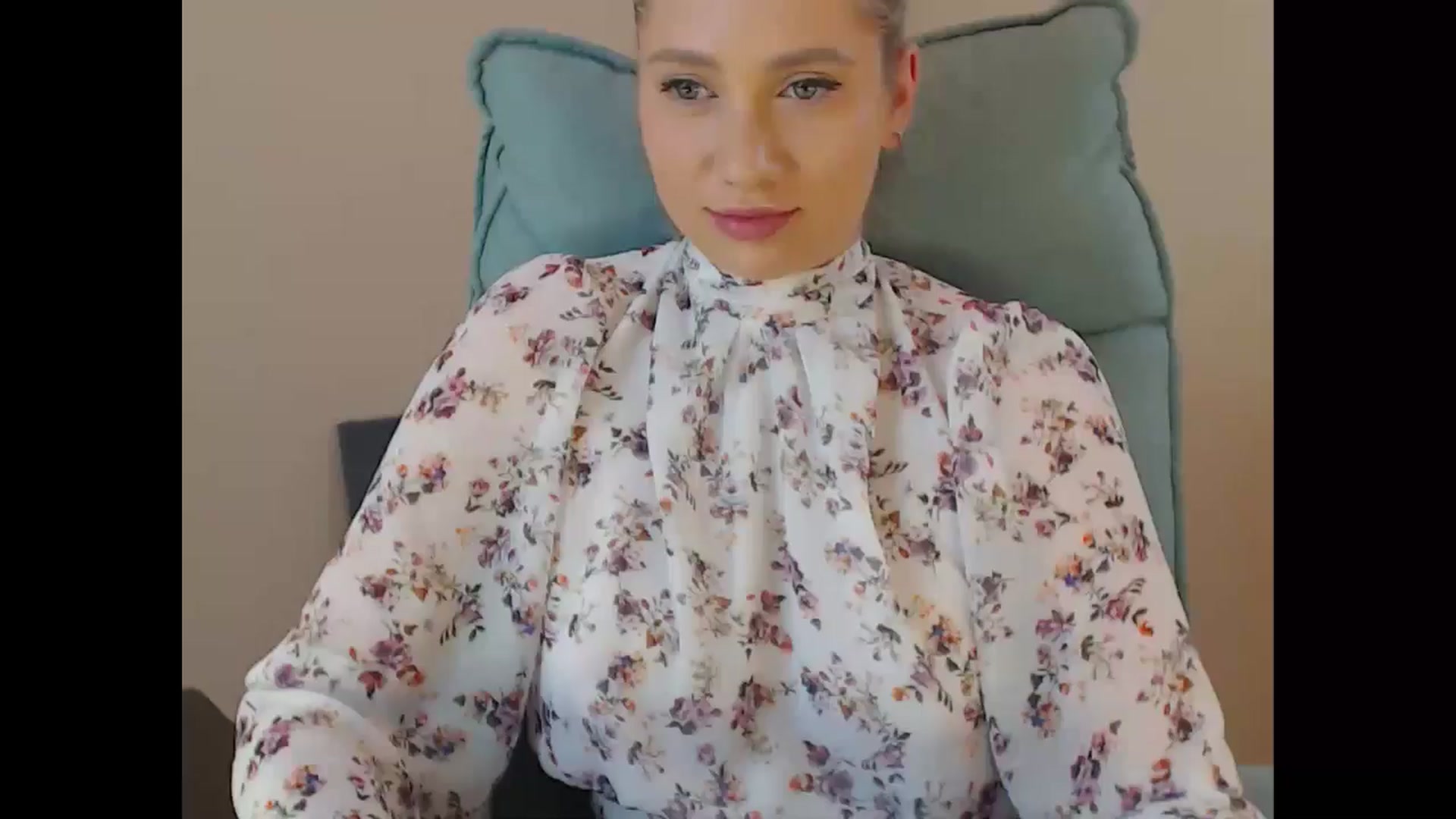 Gallery image thumbnail from Miss_Sylvia's myfreecams stream on, 07/11/2025, 17:39 image 16 of 20