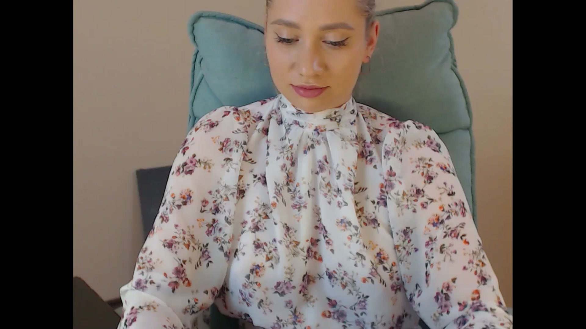 Gallery image thumbnail from Miss_Sylvia's myfreecams stream on, 07/11/2025, 17:39 image 15 of 20