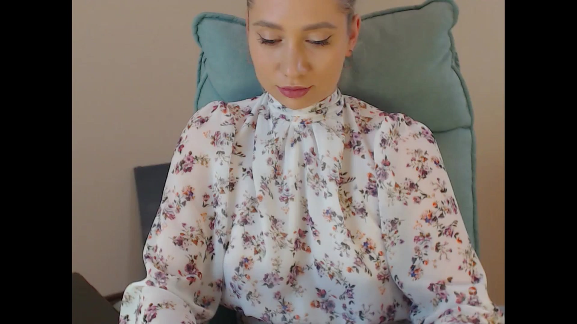 Gallery image thumbnail from Miss_Sylvia's myfreecams stream on, 07/11/2025, 17:39 image 3 of 20