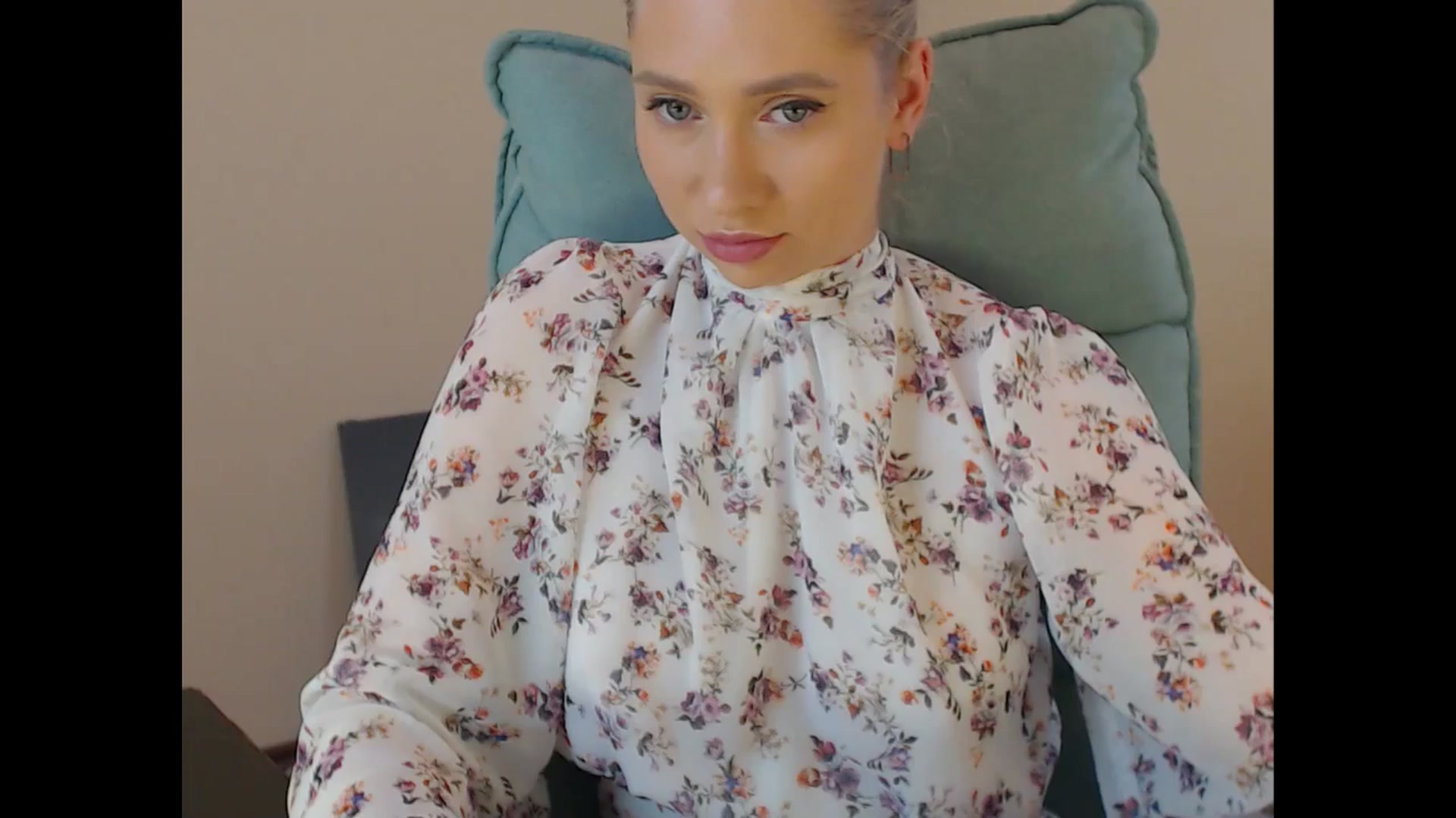 Gallery image thumbnail from Miss_Sylvia's myfreecams stream on, 07/11/2025, 17:39 image 7 of 20