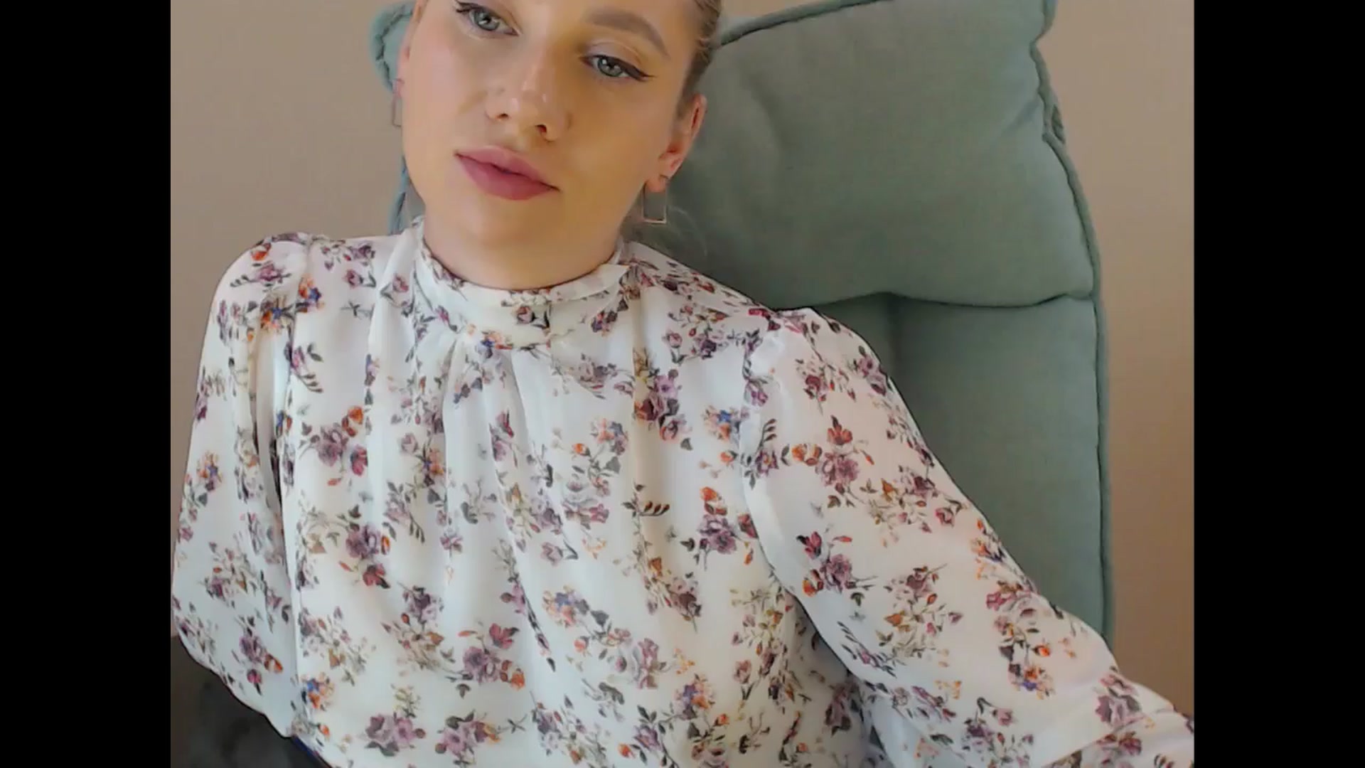 Gallery image thumbnail from Miss_Sylvia's myfreecams stream on, 07/11/2025, 19:40 image 19 of 20