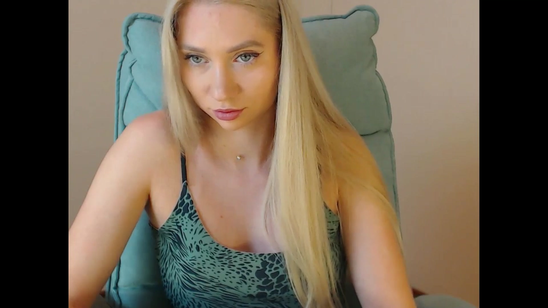 Gallery image thumbnail from Miss_Sylvia's myfreecams stream on, 07/12/2025, 13:24 image 3 of 20