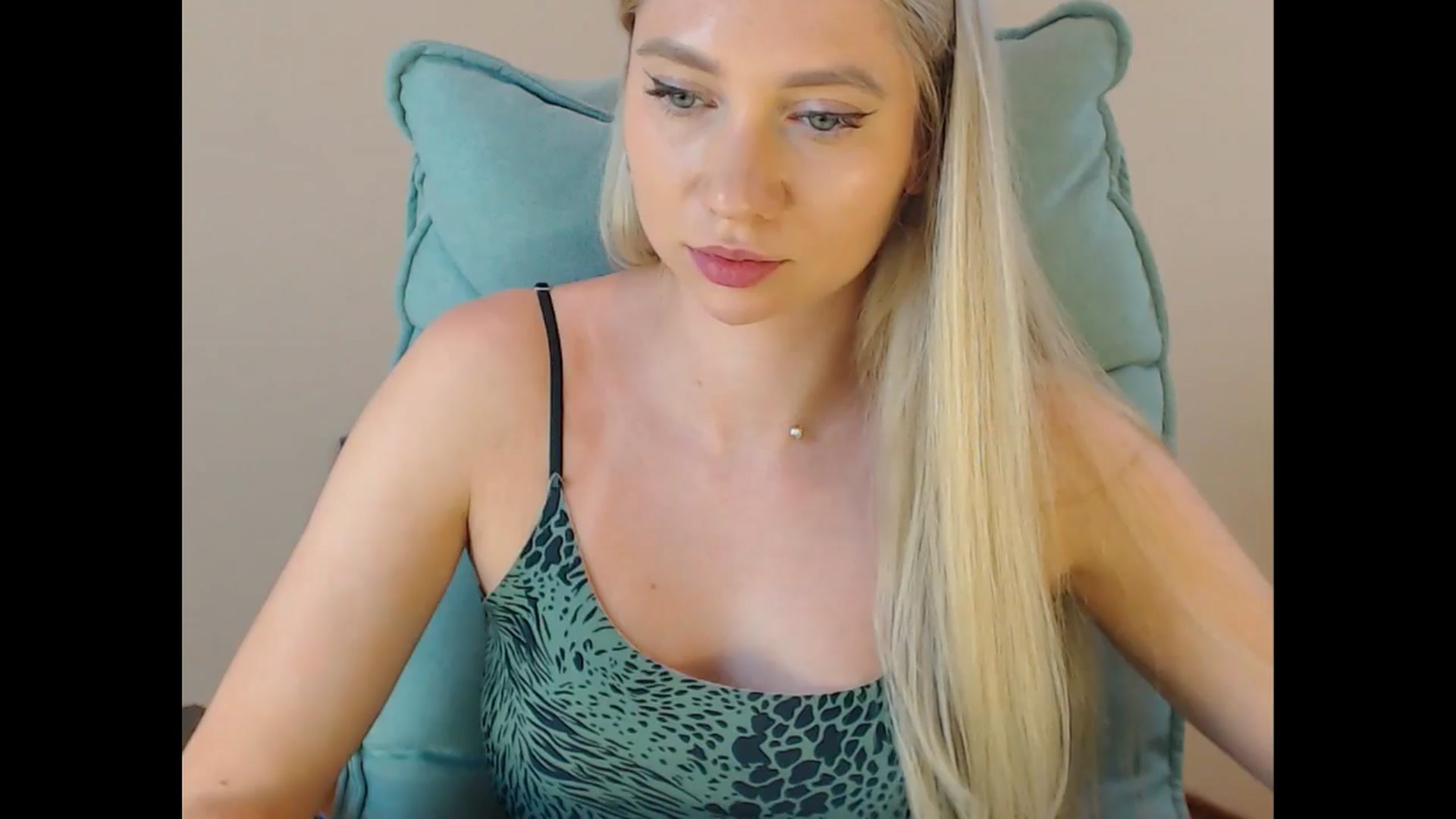 Gallery image thumbnail from Miss_Sylvia's myfreecams stream on, 07/12/2025, 15:54 image 3 of 20
