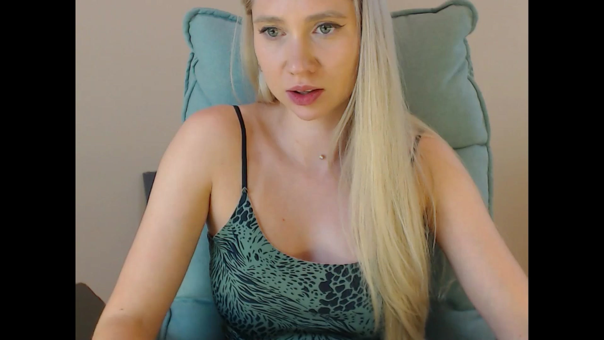 Gallery image thumbnail from Miss_Sylvia's myfreecams stream on, 07/15/2025, 19:09 image 12 of 20