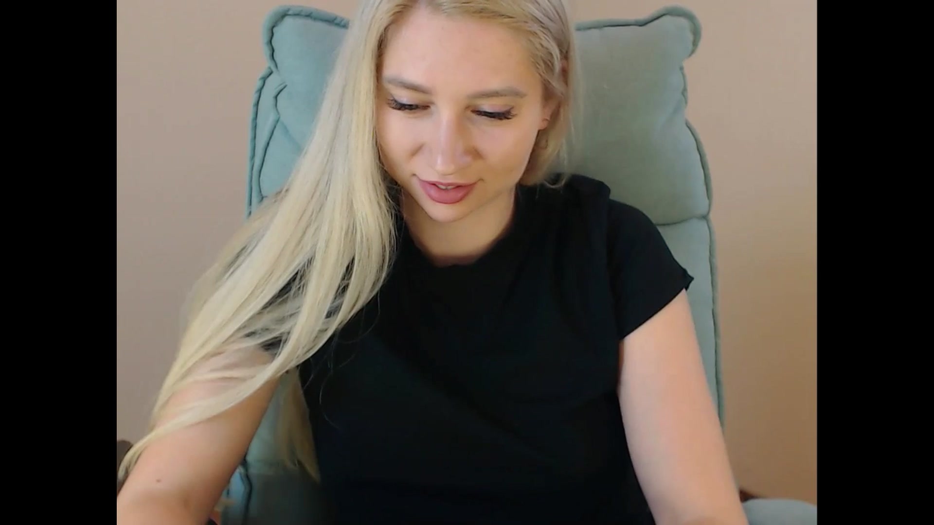 Gallery image thumbnail from Miss_Sylvia's myfreecams stream on, 07/16/2025, 17:38 image 10 of 20