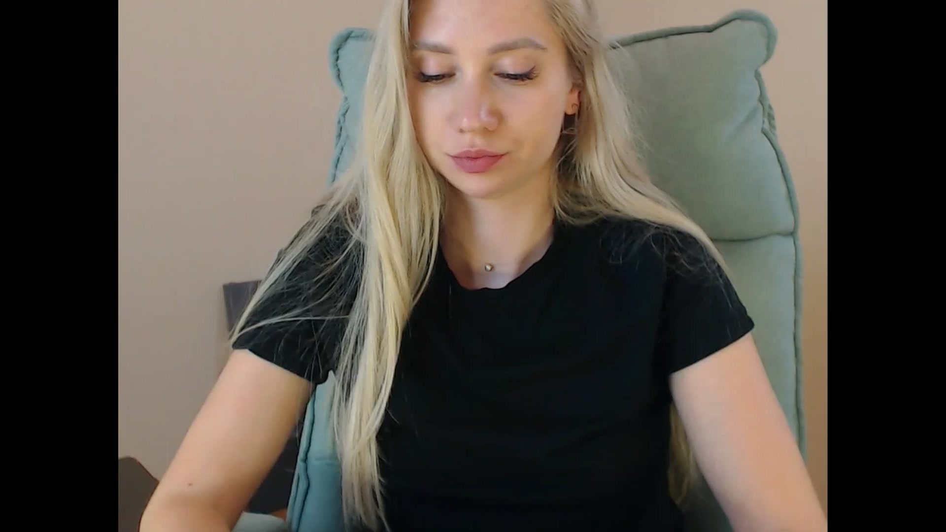 Gallery image thumbnail from Miss_Sylvia's myfreecams stream on, 07/16/2025, 18:04 image 2 of 20