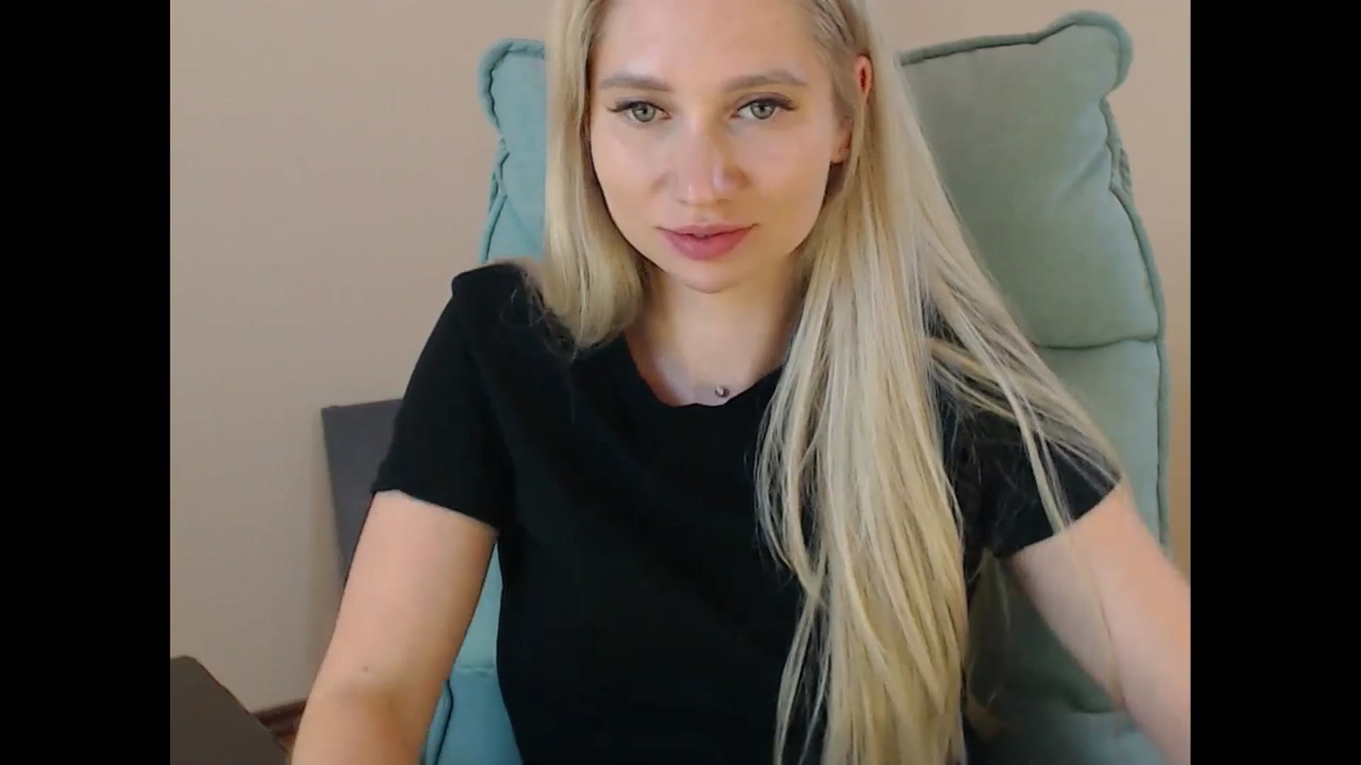Gallery image thumbnail from Miss_Sylvia's myfreecams stream on, 07/16/2025, 18:04 image 12 of 20