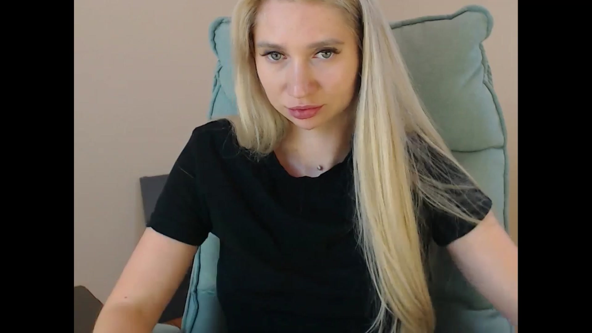 Gallery image thumbnail from Miss_Sylvia's myfreecams stream on, 07/16/2025, 18:04 image 18 of 20