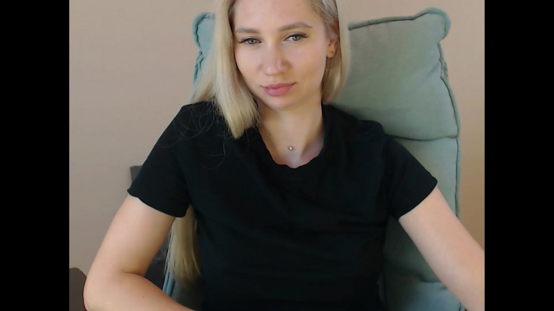 Gallery image thumbnail from Miss_Sylvia's myfreecams stream on, 07/16/2025, 18:47 image 10 of 20