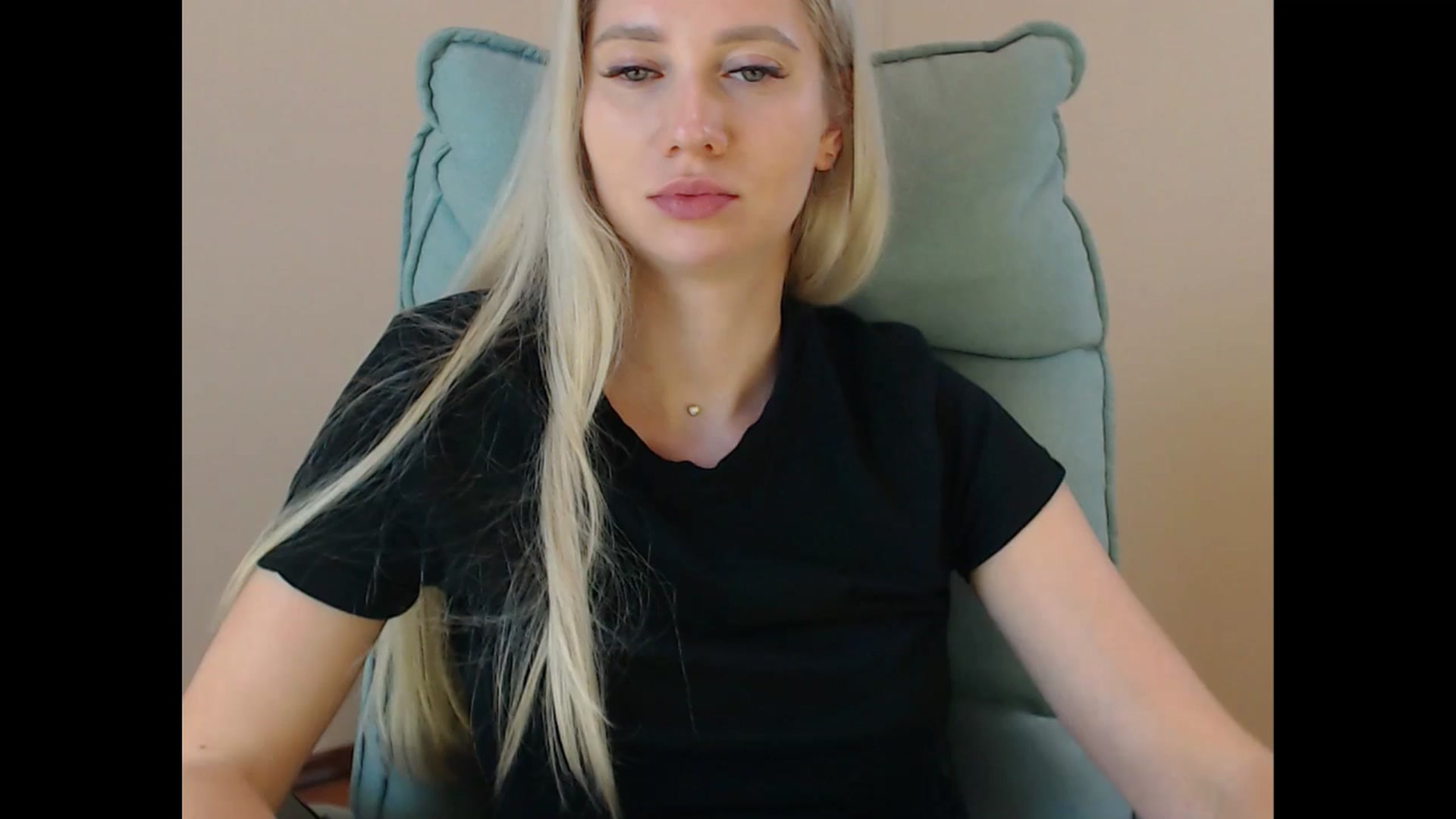 Gallery image thumbnail from Miss_Sylvia's myfreecams stream on, 07/16/2025, 18:47 image 17 of 20