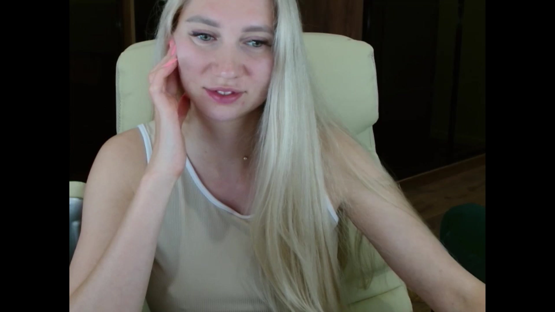 Gallery image thumbnail from Miss_Sylvia's myfreecams stream on, 07/20/2025, 19:31 image 5 of 20