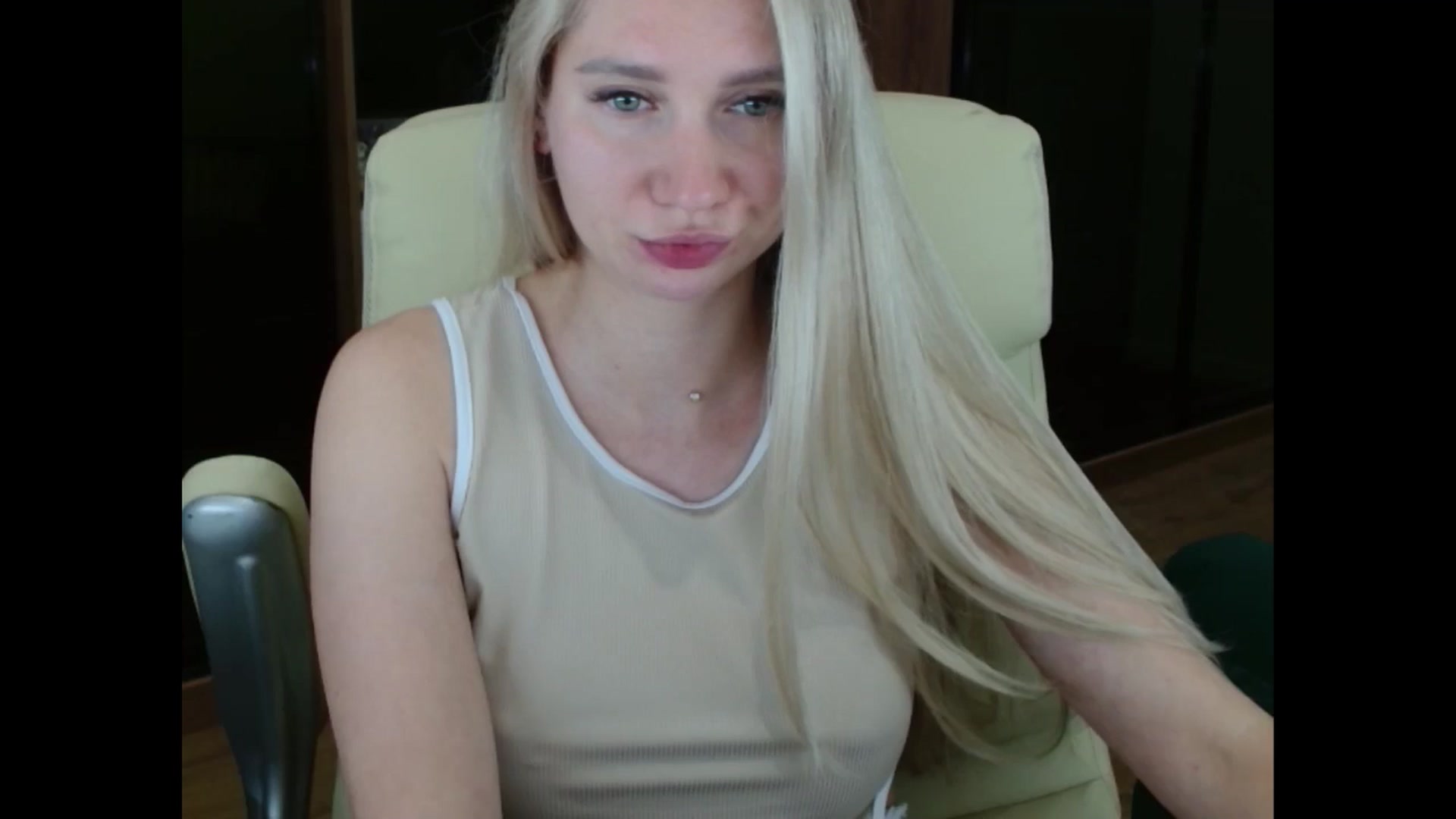 Gallery image thumbnail from Miss_Sylvia's myfreecams stream on, 07/20/2025, 19:31 image 13 of 20