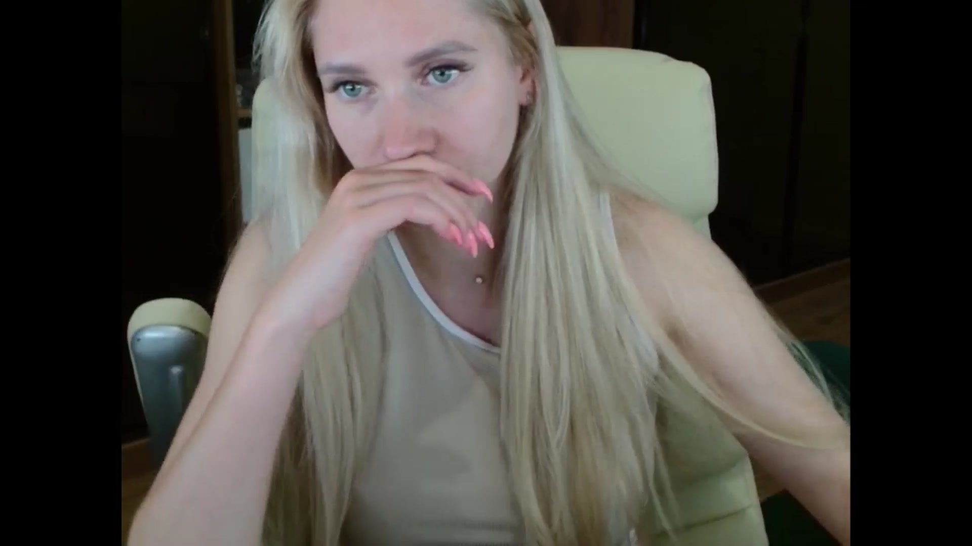 Gallery image thumbnail from Miss_Sylvia's myfreecams stream on, 07/20/2025, 20:07 image 18 of 20