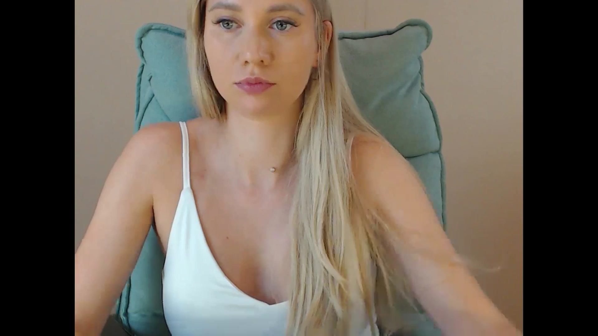 Gallery image thumbnail from Miss_Sylvia's myfreecams stream on, 07/21/2025, 17:29 image 14 of 20