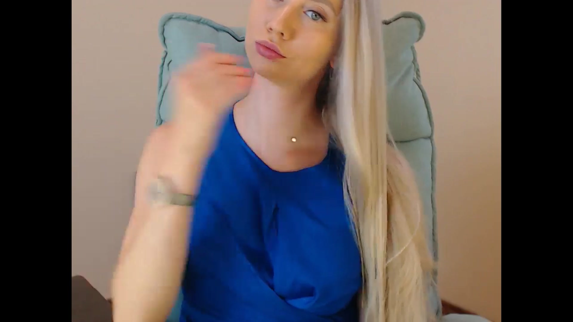 Gallery image thumbnail from Miss_Sylvia's myfreecams stream on, 07/23/2025, 17:25 image 4 of 20
