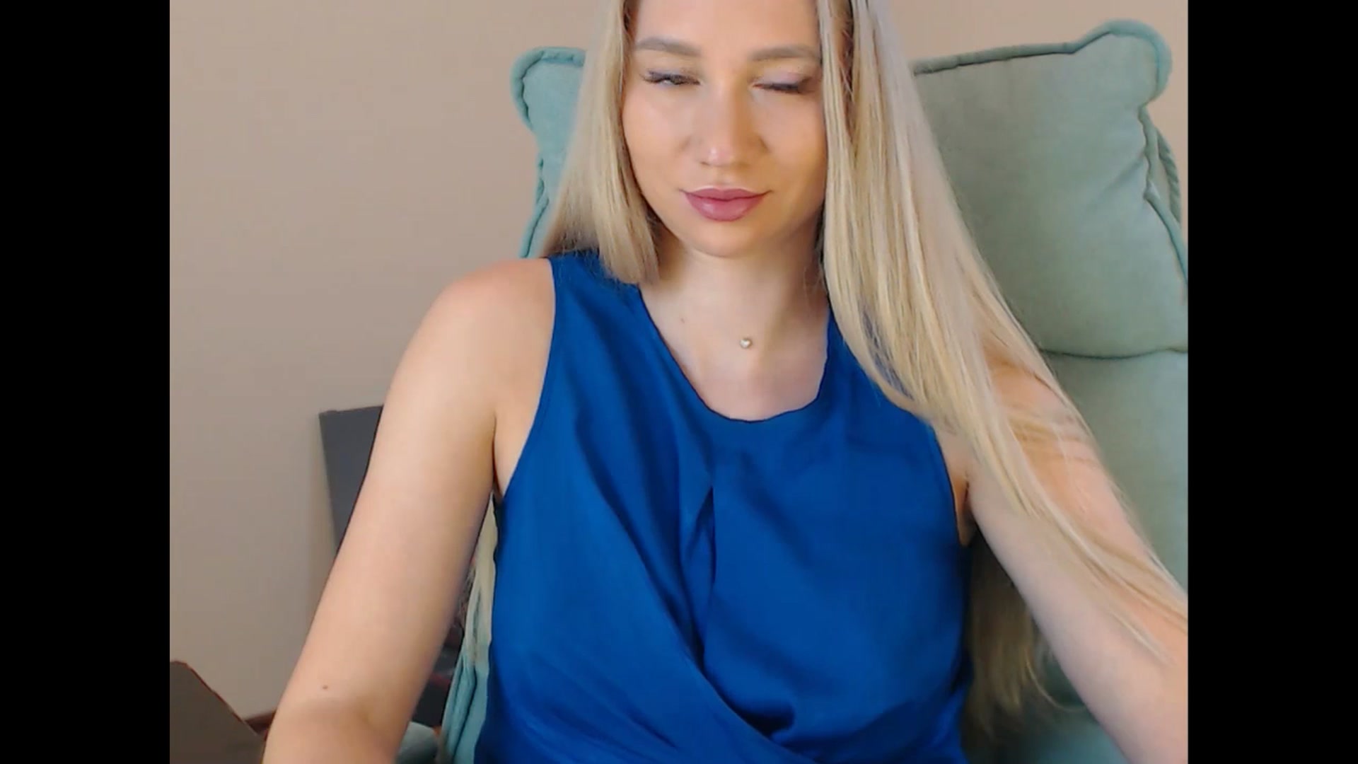 Gallery image thumbnail from Miss_Sylvia's myfreecams stream on, 07/25/2025, 16:28 image 4 of 20