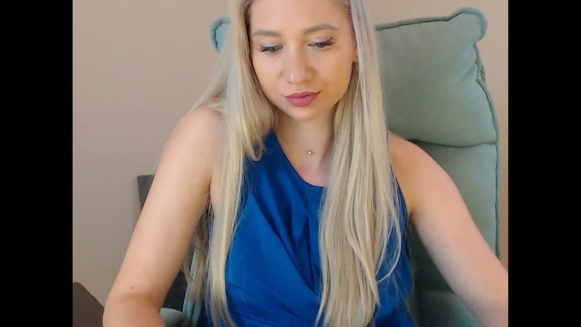 Gallery image thumbnail from Miss_Sylvia's myfreecams stream on, 07/25/2025, 16:28 image 17 of 20