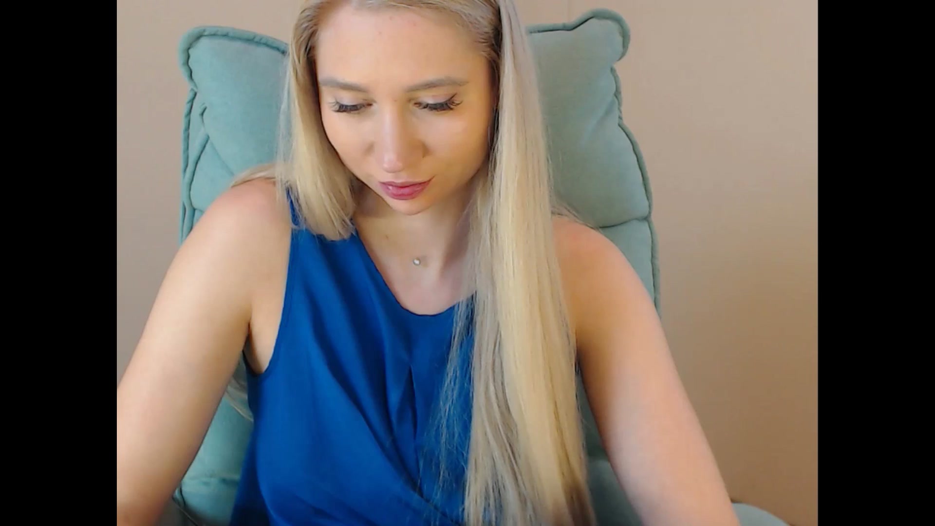 Gallery image thumbnail from Miss_Sylvia's myfreecams stream on, 07/25/2025, 19:05 image 12 of 20