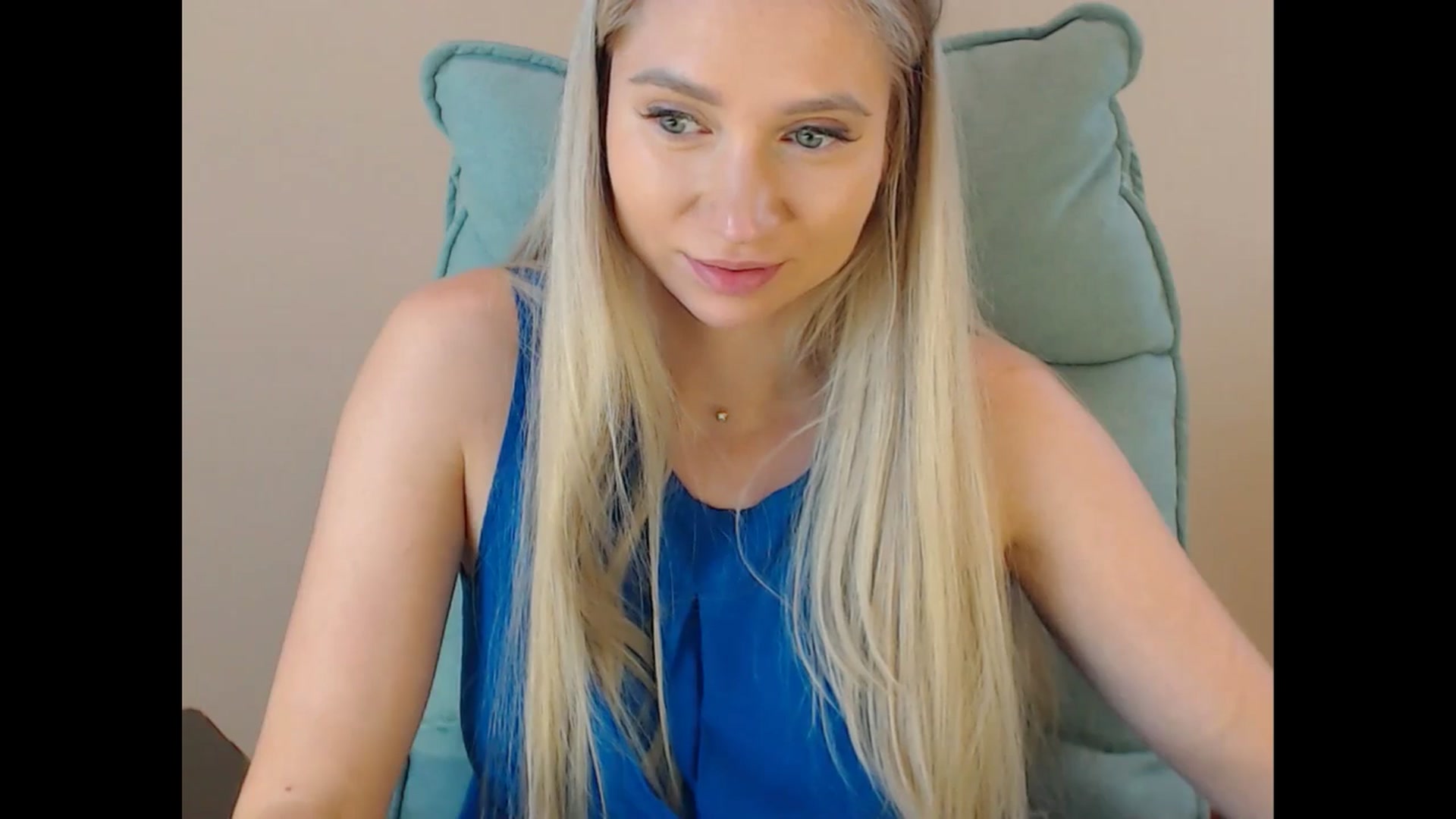 Gallery image thumbnail from Miss_Sylvia's myfreecams stream on, 07/25/2025, 19:05 image 15 of 20