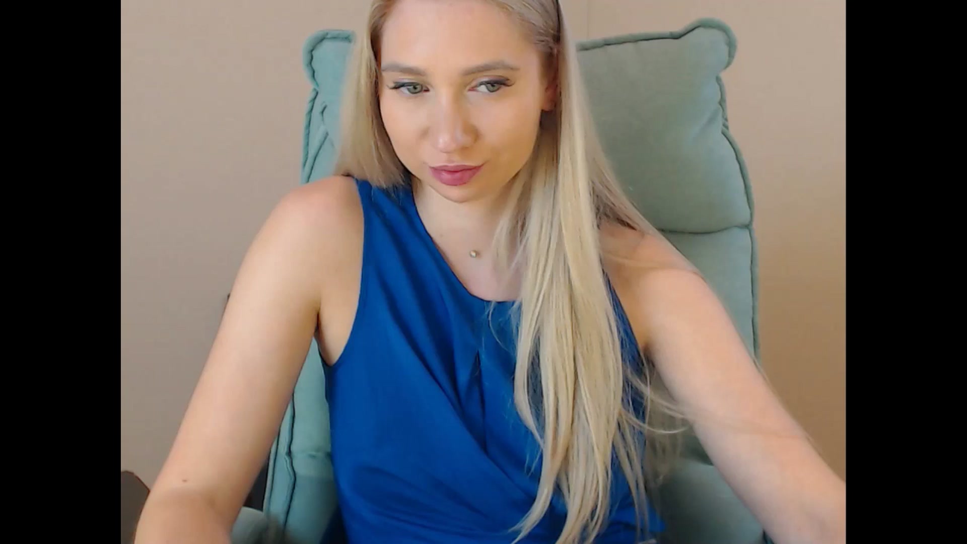 Gallery image thumbnail from Miss_Sylvia's myfreecams stream on, 07/25/2025, 19:05 image 3 of 20