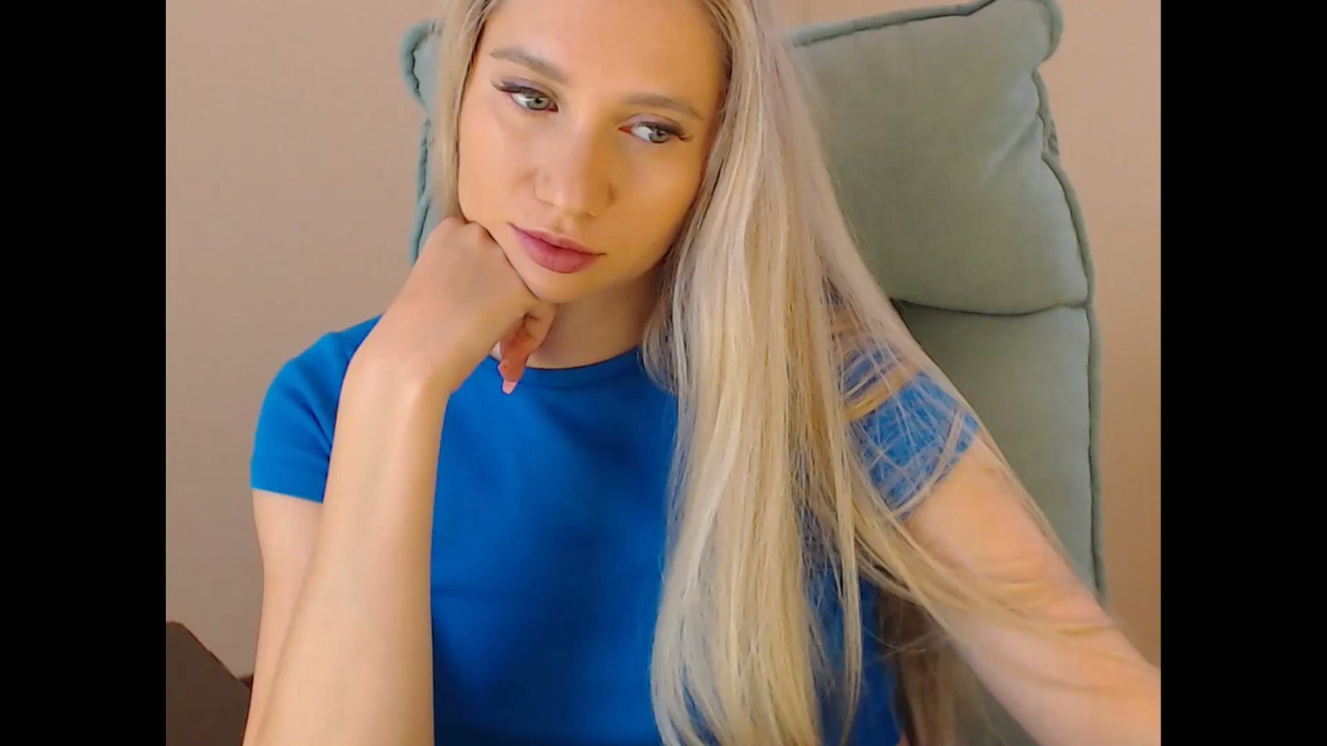 Gallery image thumbnail from Miss_Sylvia's myfreecams stream on, 07/26/2025, 16:12 image 9 of 20