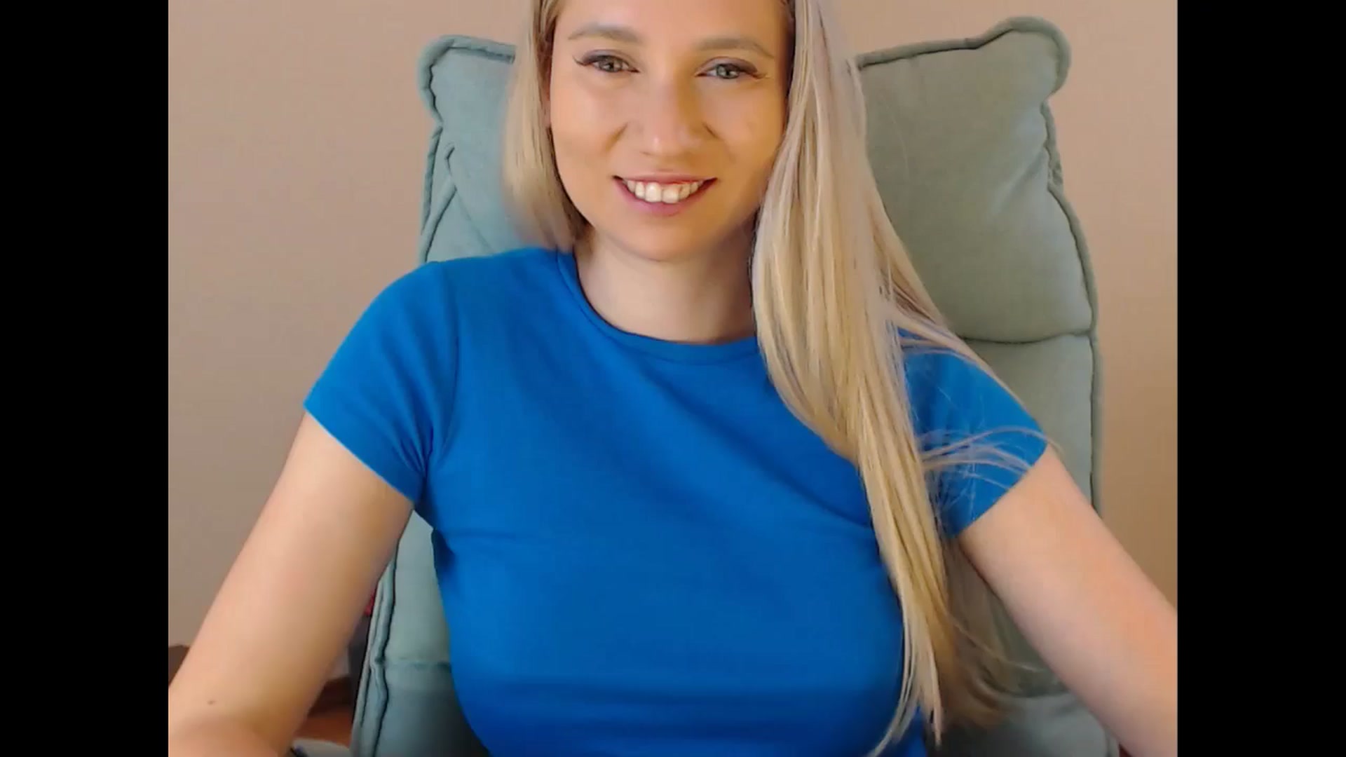 Gallery image thumbnail from Miss_Sylvia's myfreecams stream on, 07/26/2025, 17:42 image 7 of 20