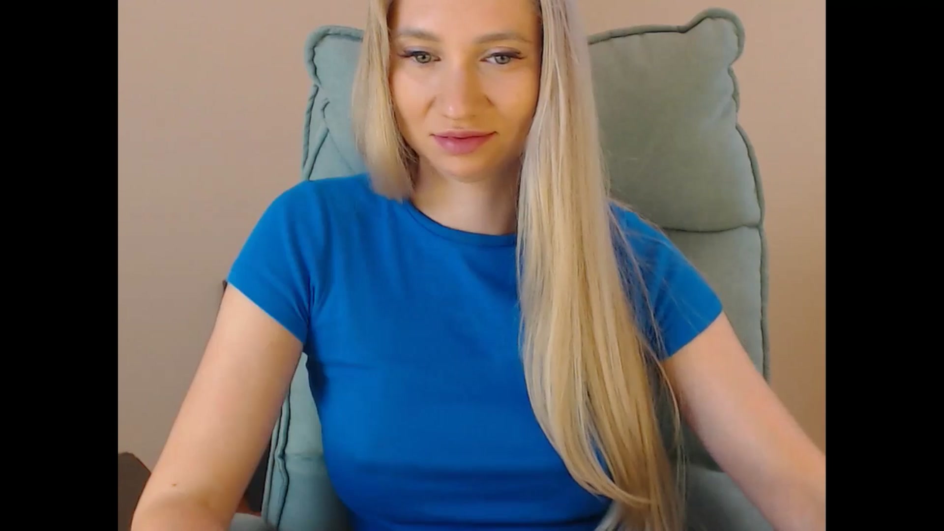 Gallery image thumbnail from Miss_Sylvia's myfreecams stream on, 07/26/2025, 17:42 image 14 of 20