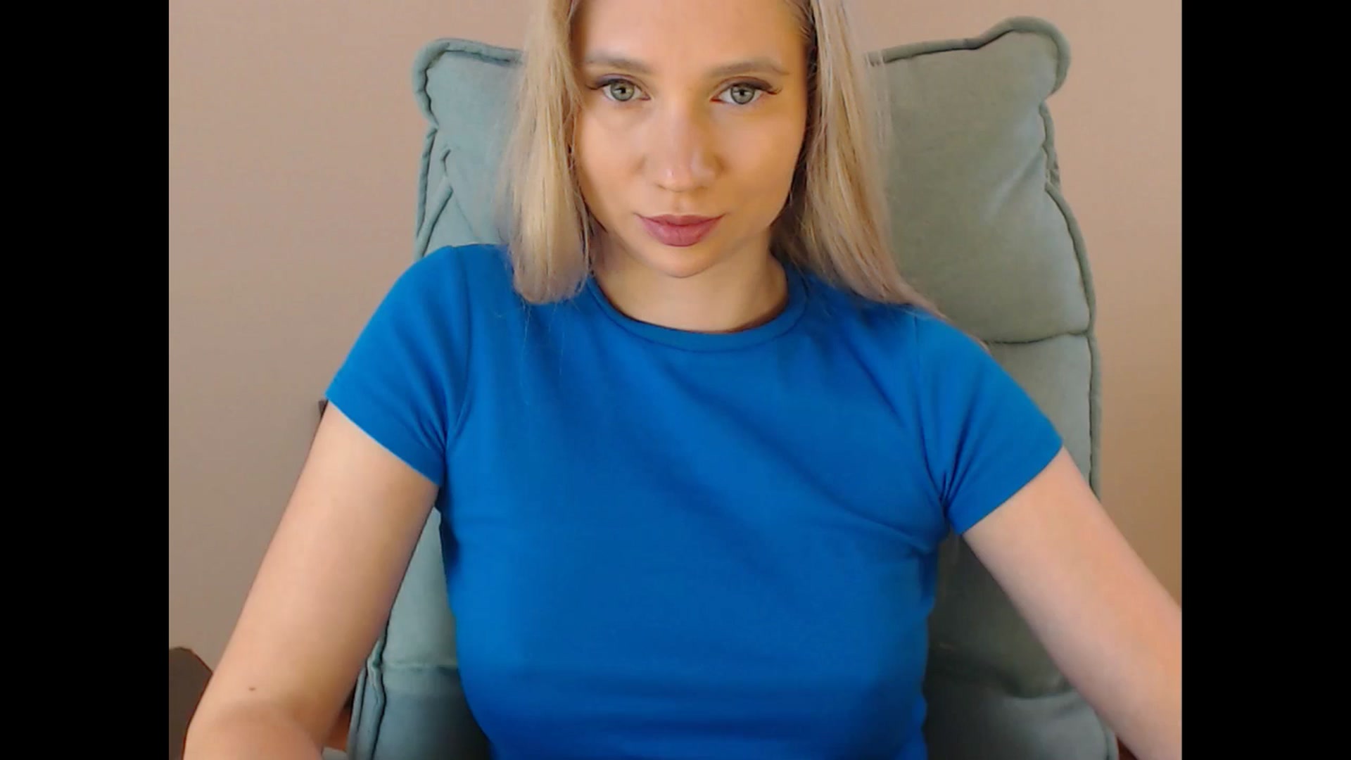 Gallery image thumbnail from Miss_Sylvia's myfreecams stream on, 07/26/2025, 17:42 image 1 of 20