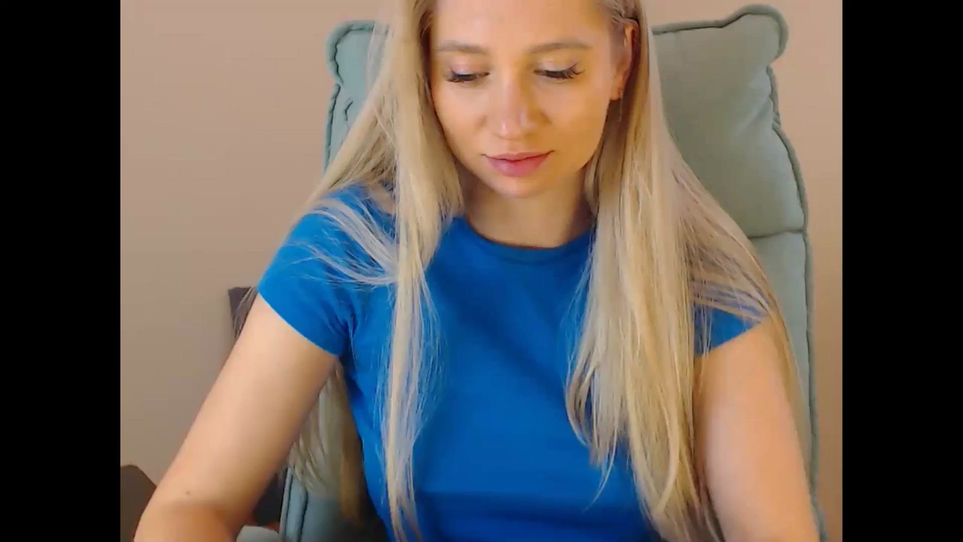 Gallery image thumbnail from Miss_Sylvia's myfreecams stream on, 07/26/2025, 20:13 image 1 of 20
