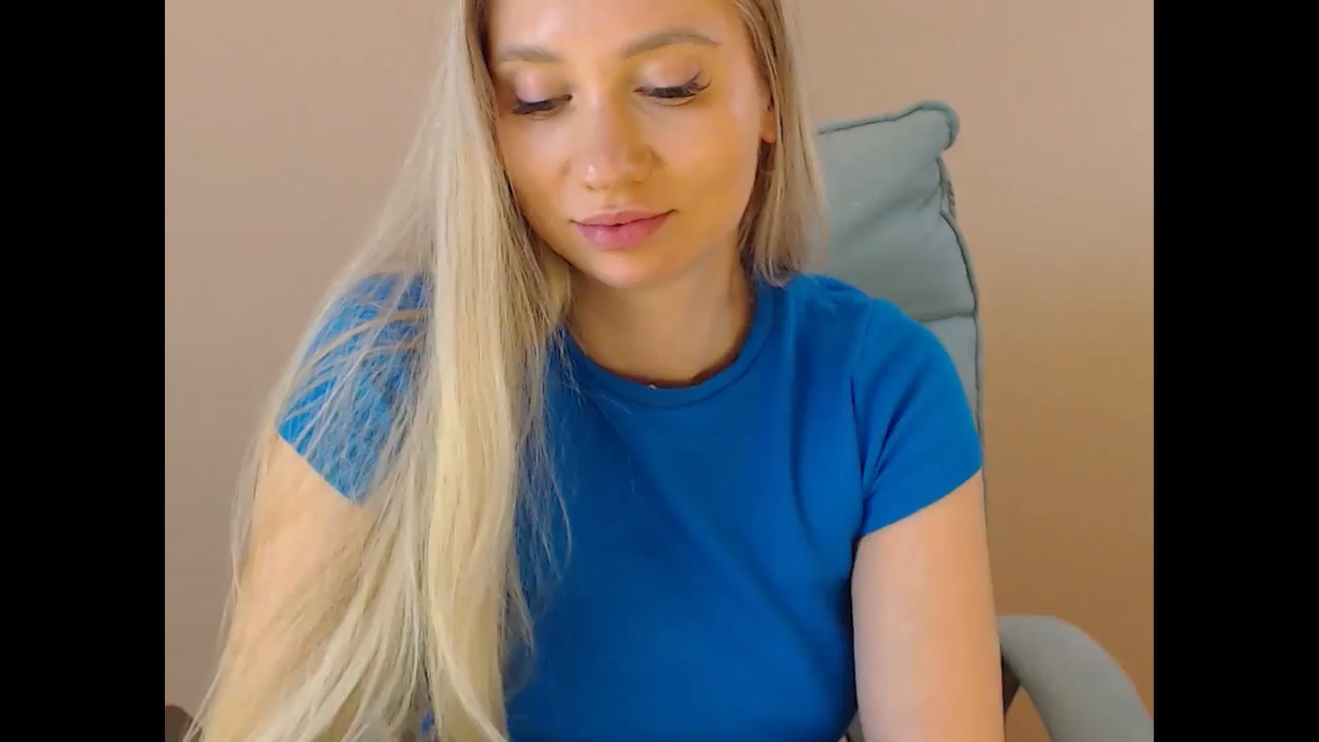 Gallery image thumbnail from Miss_Sylvia's myfreecams stream on, 07/26/2025, 20:38 image 17 of 20